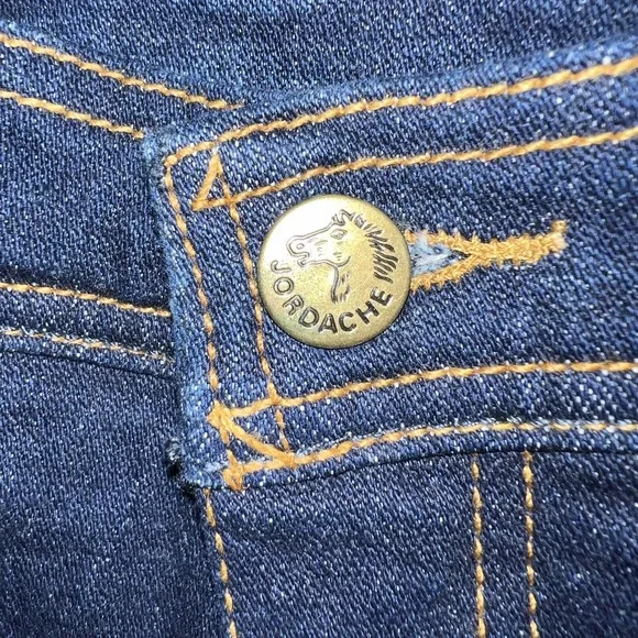 NOS Jordache Jeans Women's Size 12 x 33 Blue Denim Horse Head Hemmed Pants 52992